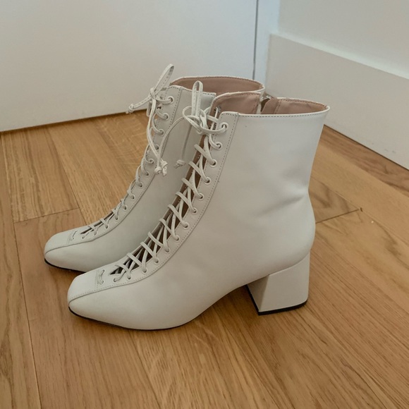 Schutz Shoes New Kika Bootie in White - Picture 4 of 7
